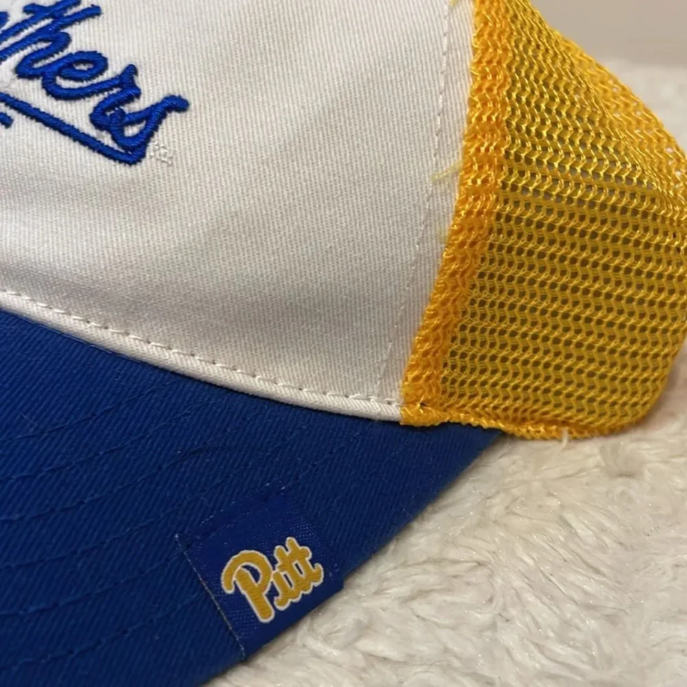 Captivating- NWT Pitt Panthers Women’s Adjustable Flat Brim Mesh Hat- One Size